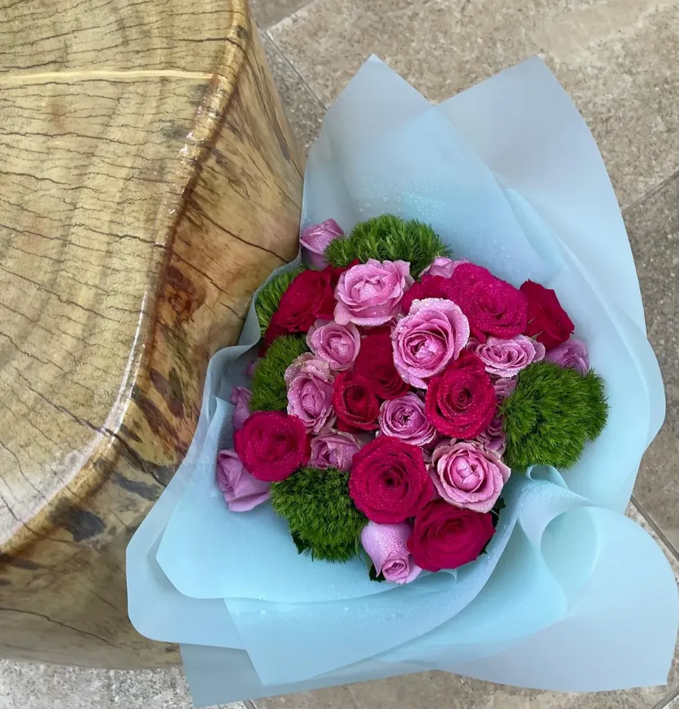 Chemichemi ya Mapenzi (Spring/Fountain of Love) Bloom (Classic)